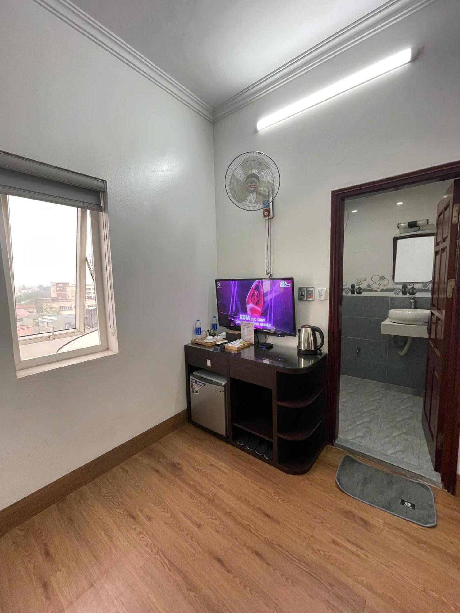Hoang Gia Hotel Dong Anh Exteriér fotografie